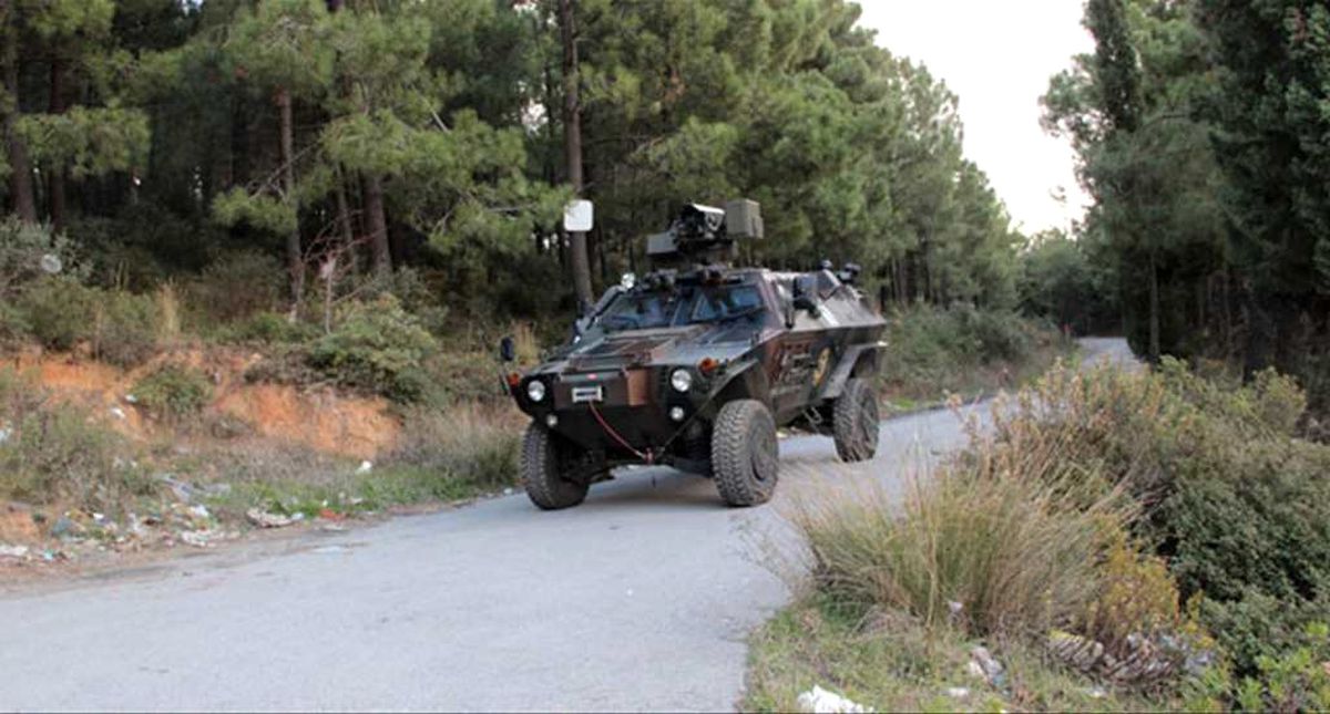Ormanlık Alanda Polis Operasyonu (1)