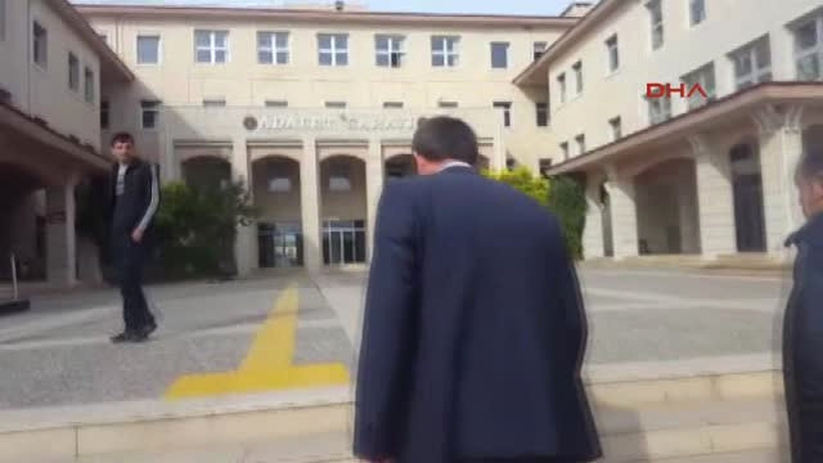 Siirt Belediye Eş Başkanı Bakırhan Gözaltına Alındı