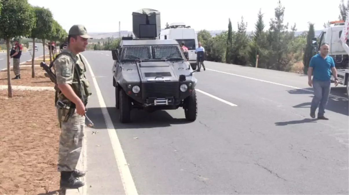 Şırnak\'ta 2 Bomba Yüklü Araç Ele Geçirildi