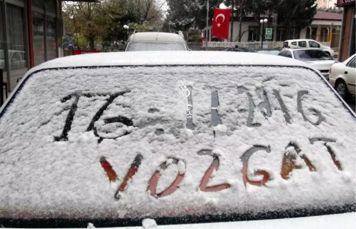 Yozgat\'a Mevsimin İlk Karı Yağdı.