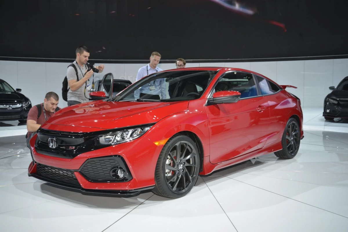 2017 Honda Civic Si Hala Prototip Mi?