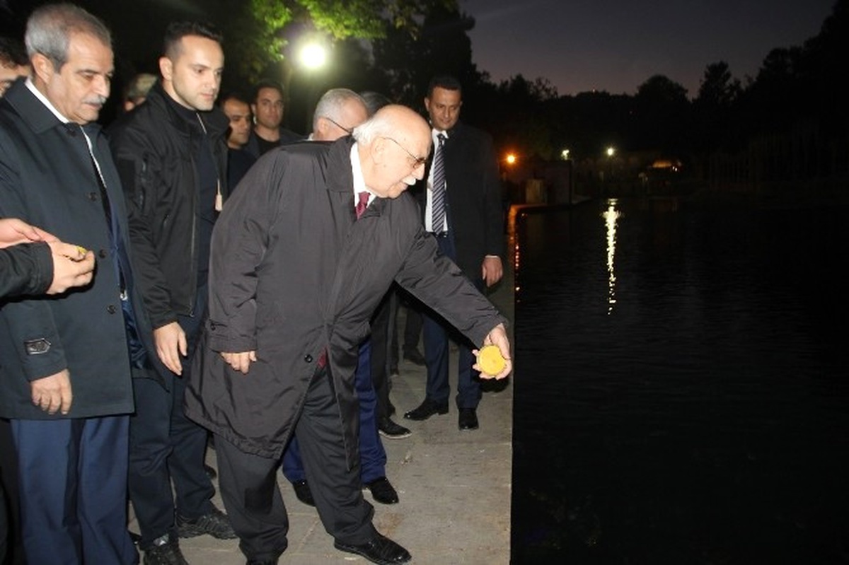 Bakan Avcı Şanlıurfa Müzelerini Gezdi, Balıklıgöl\'de Balıklara Yem Attı