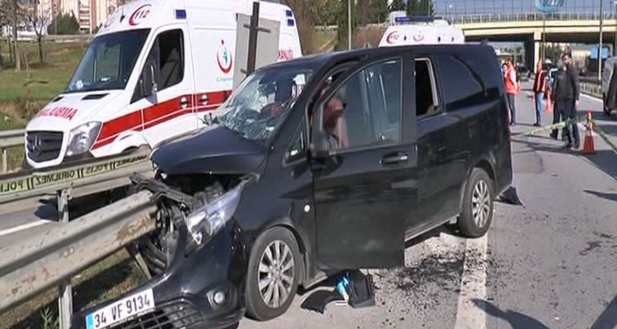 Bariyerlere Ok Gibi Saplandı: 1 Ölü, 5 Yaralı