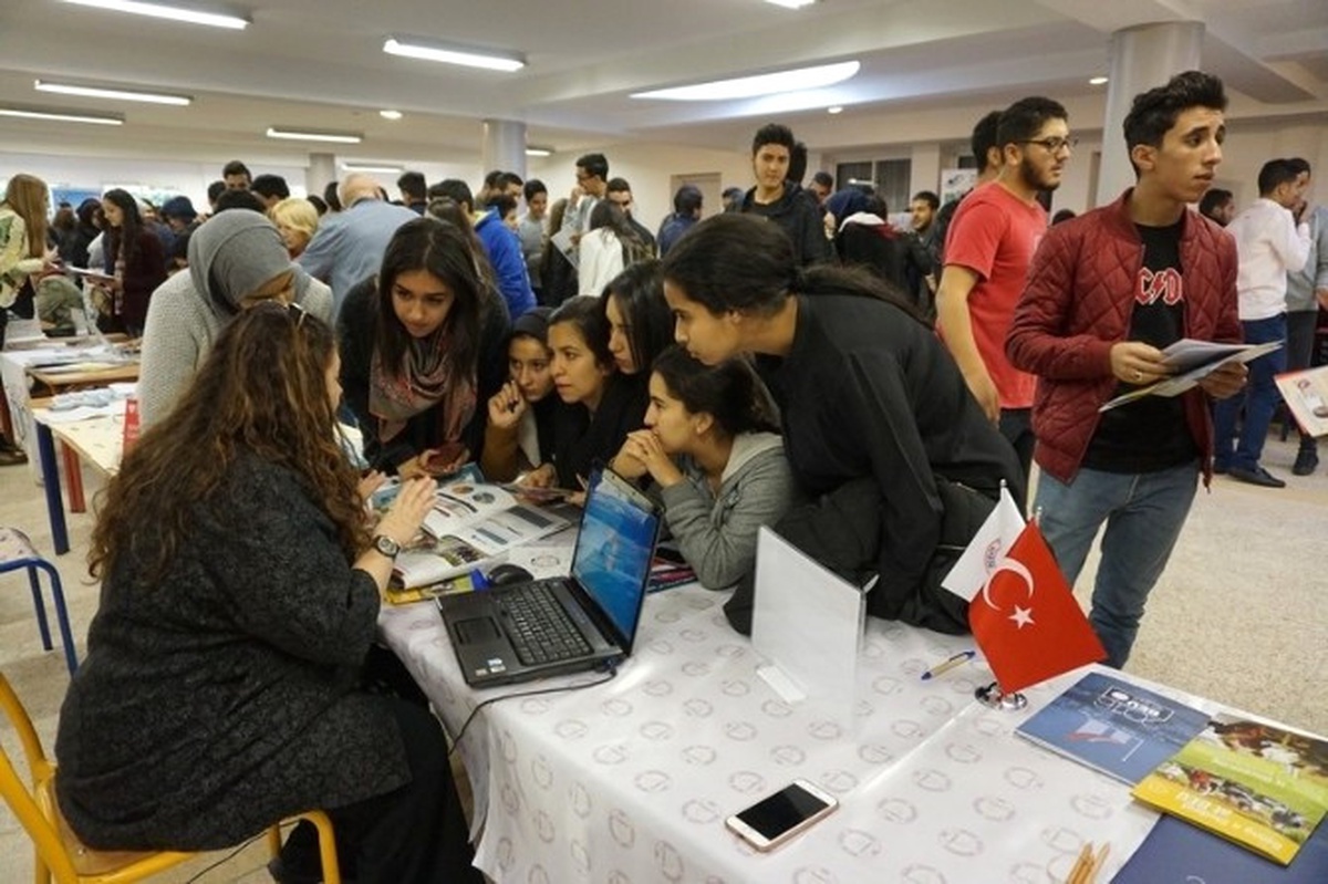 Beü Fas Eğitim Fuarının Yıldızı Oldu