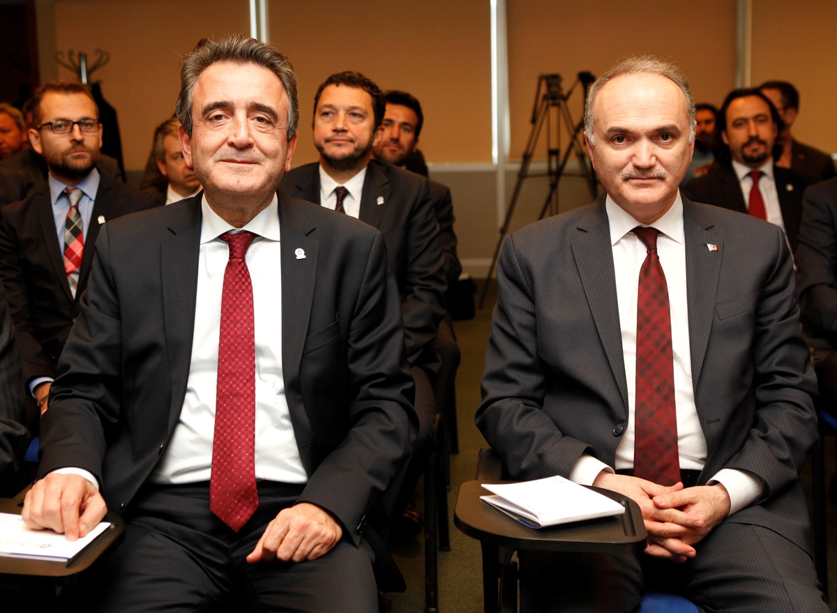 Bilim Sanayi ve Teknoloji Bakanı Faruk Özlü, TAYSAD\'ı ziyaret etti