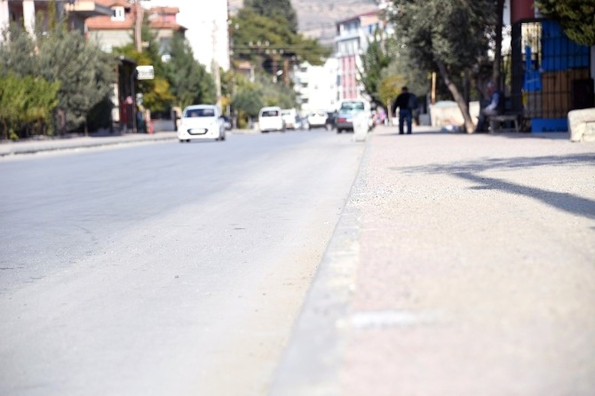 Büyükşehir\'den Mut\'ta Yol ve İçme Suyu Çalışmaları