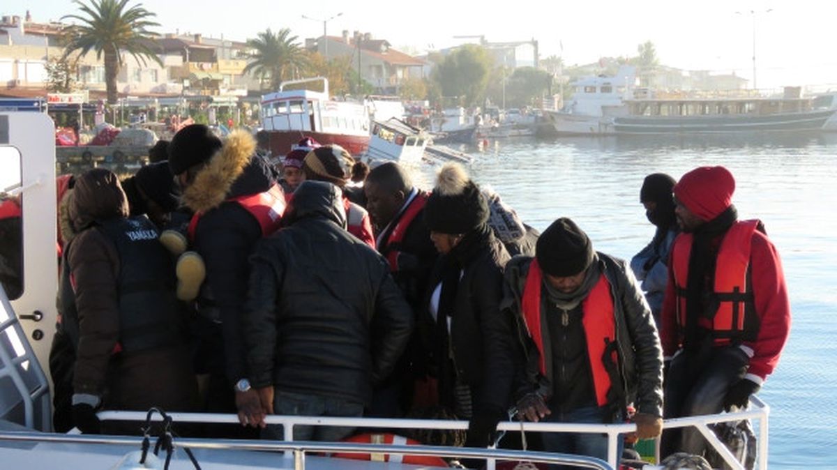 Çanakkale\'de 46 Kaçak Göçmen Yakalandı