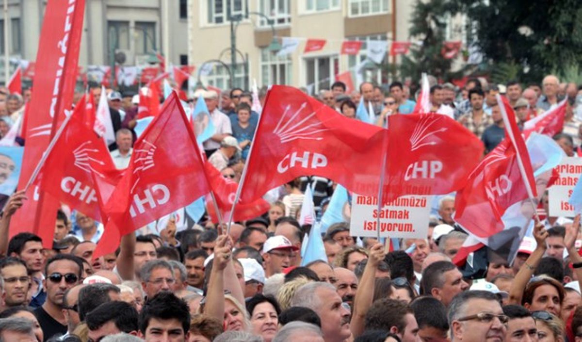 CHP Meydanlara İniyor