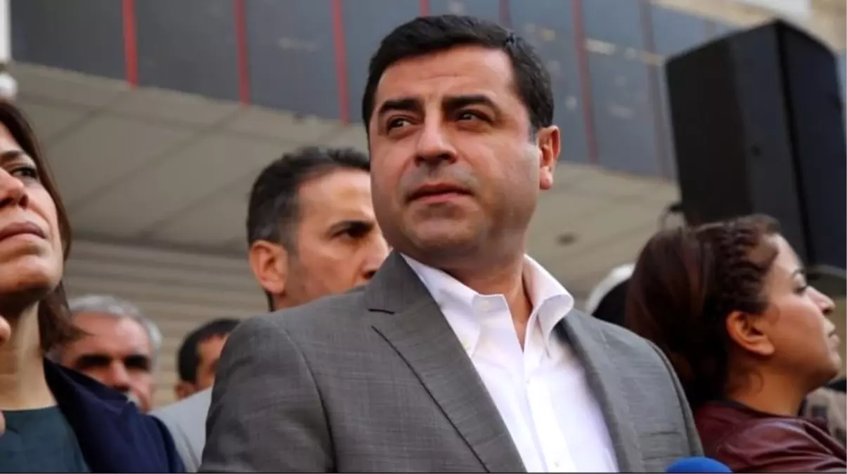 Demirtaş\'ın Yargılanmasına Başlandı