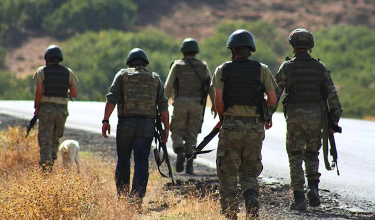 Dha Ankara - Şırnak\'ta Türk Birliğine Saldırı Hazırlığındaki 2 Terörist Etkisiz Hale Getirildi
