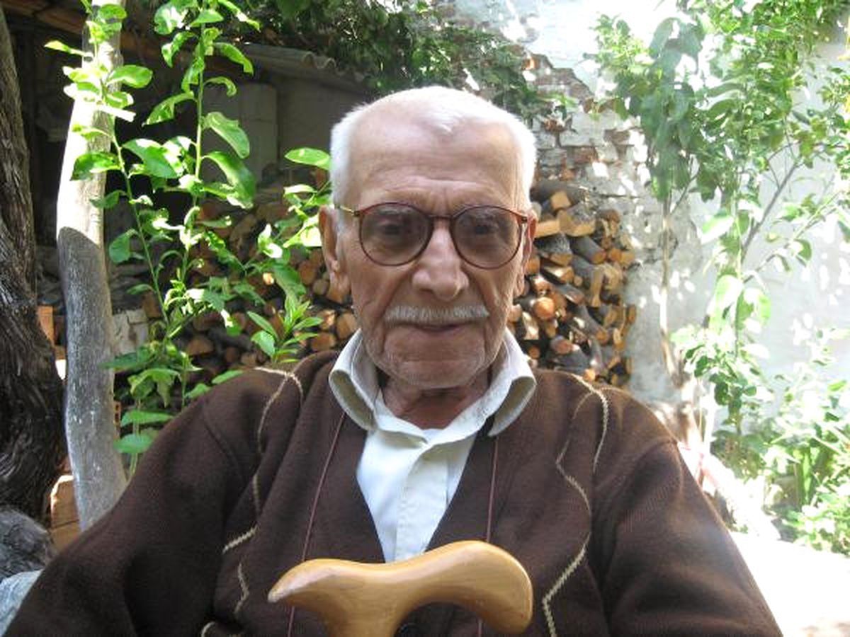 Eski Başkan ve Eşi 10 Gün Arayla Öldü