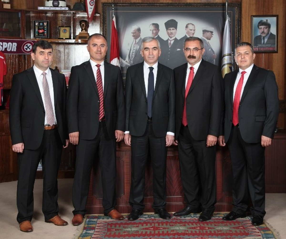 Gmis\'ten Erdemir İşçisine Destek