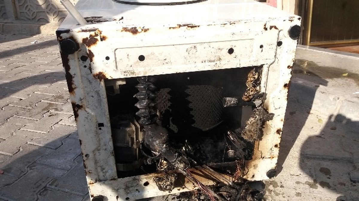Hayrabolu\'da Patlayan Çamaşır Makinesi Korkuttu