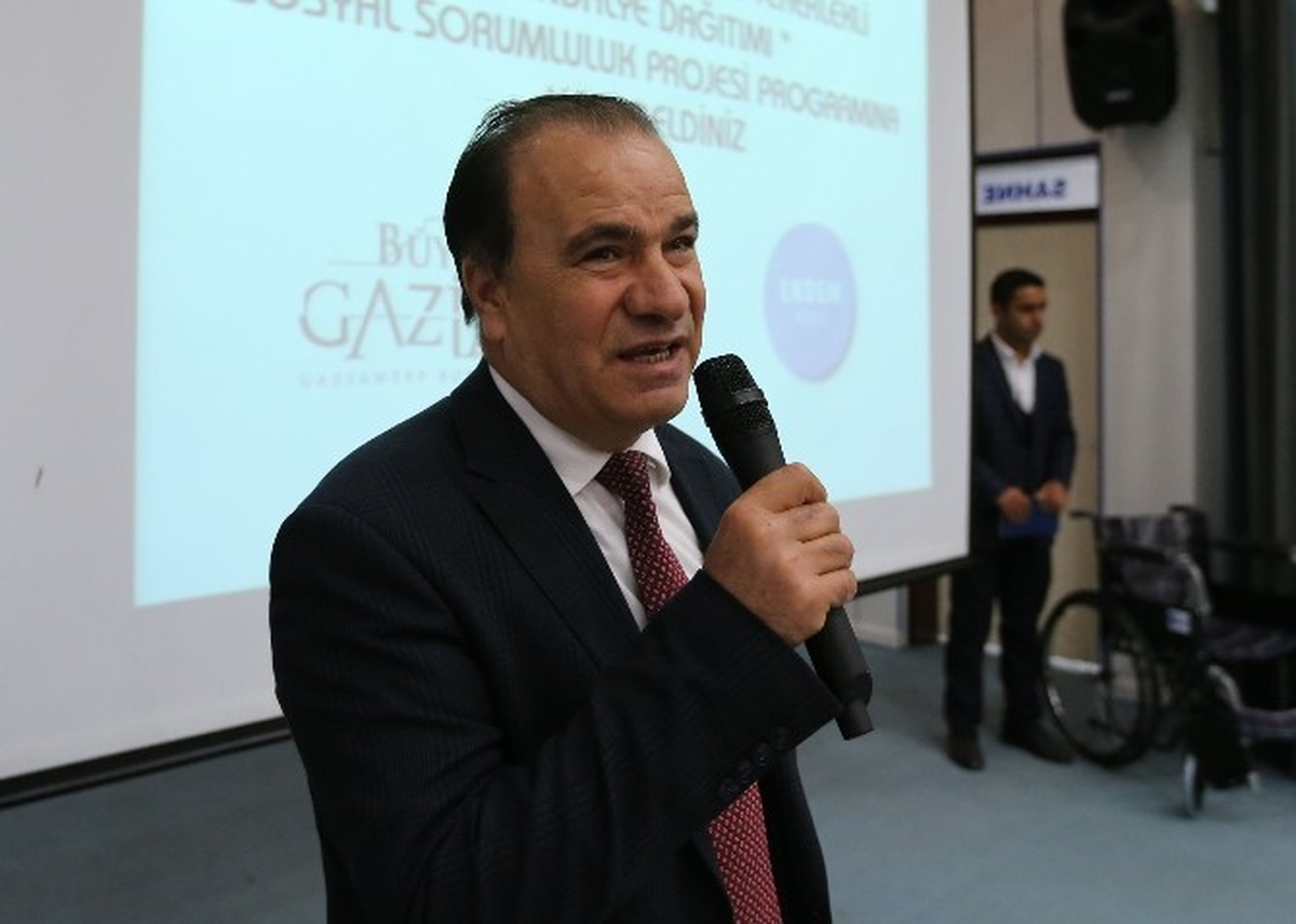 İşadamı Sezgin Baran Korkmaz Bacalı Köyü\'ne 12 Derslikli Okul Yaptırdı