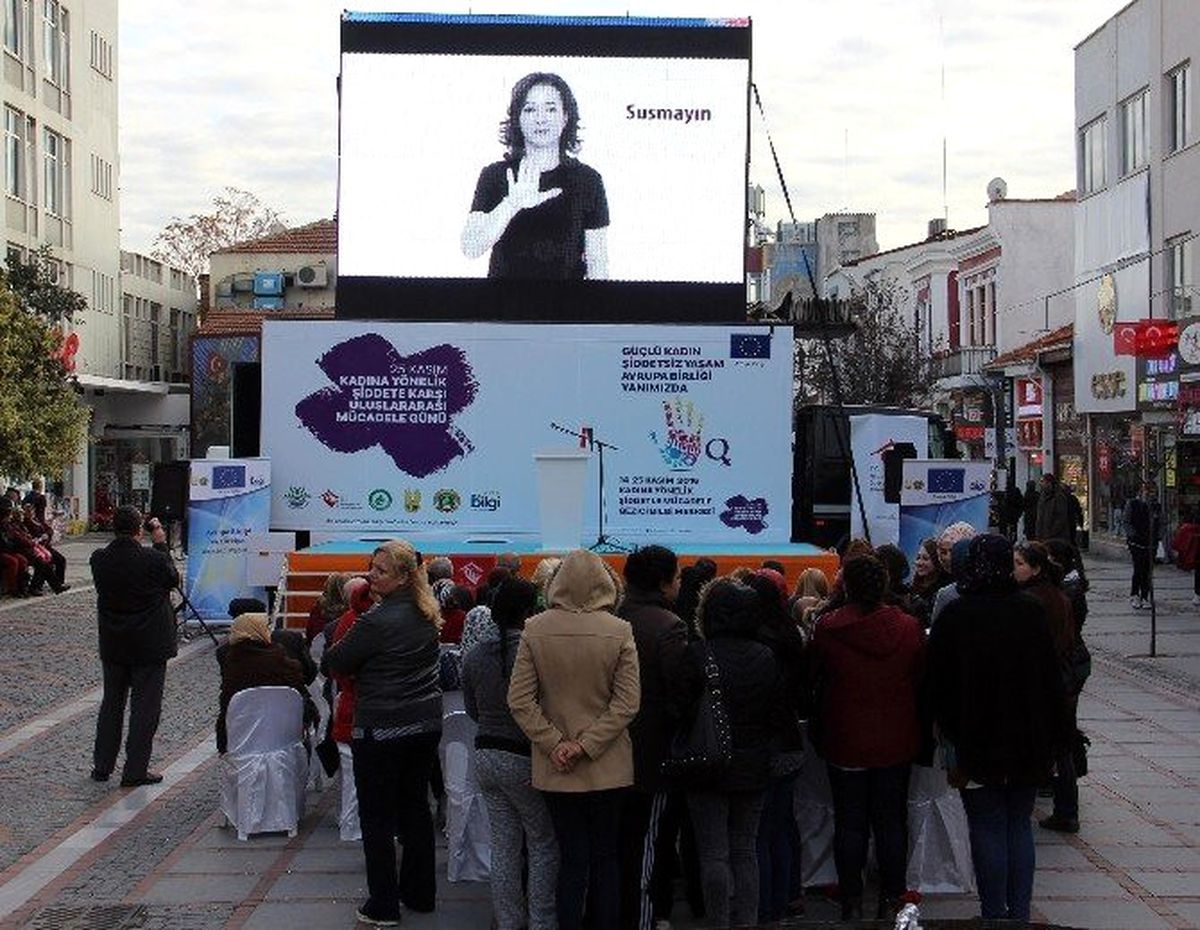 Kadına Karşı Şiddetle Mücadele Tırı Keşan\'da