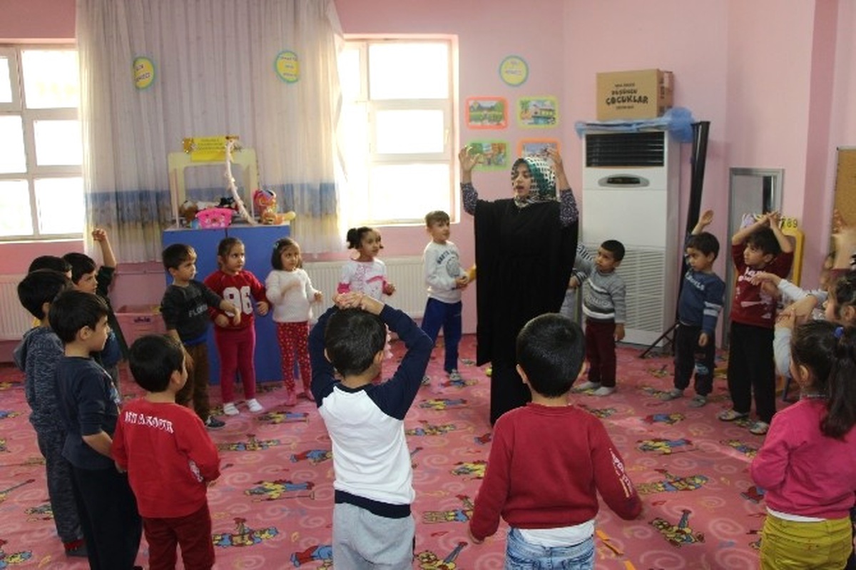 Kahta\'da Okul Öncesi Öğrencilere Kuran-ı Kerim Eğitimi