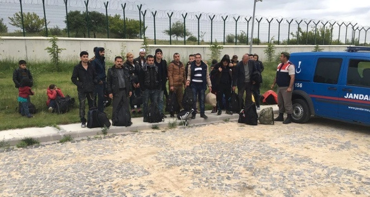Kırklareli\'nde 26 Kaçak Göçmen Yakalandı