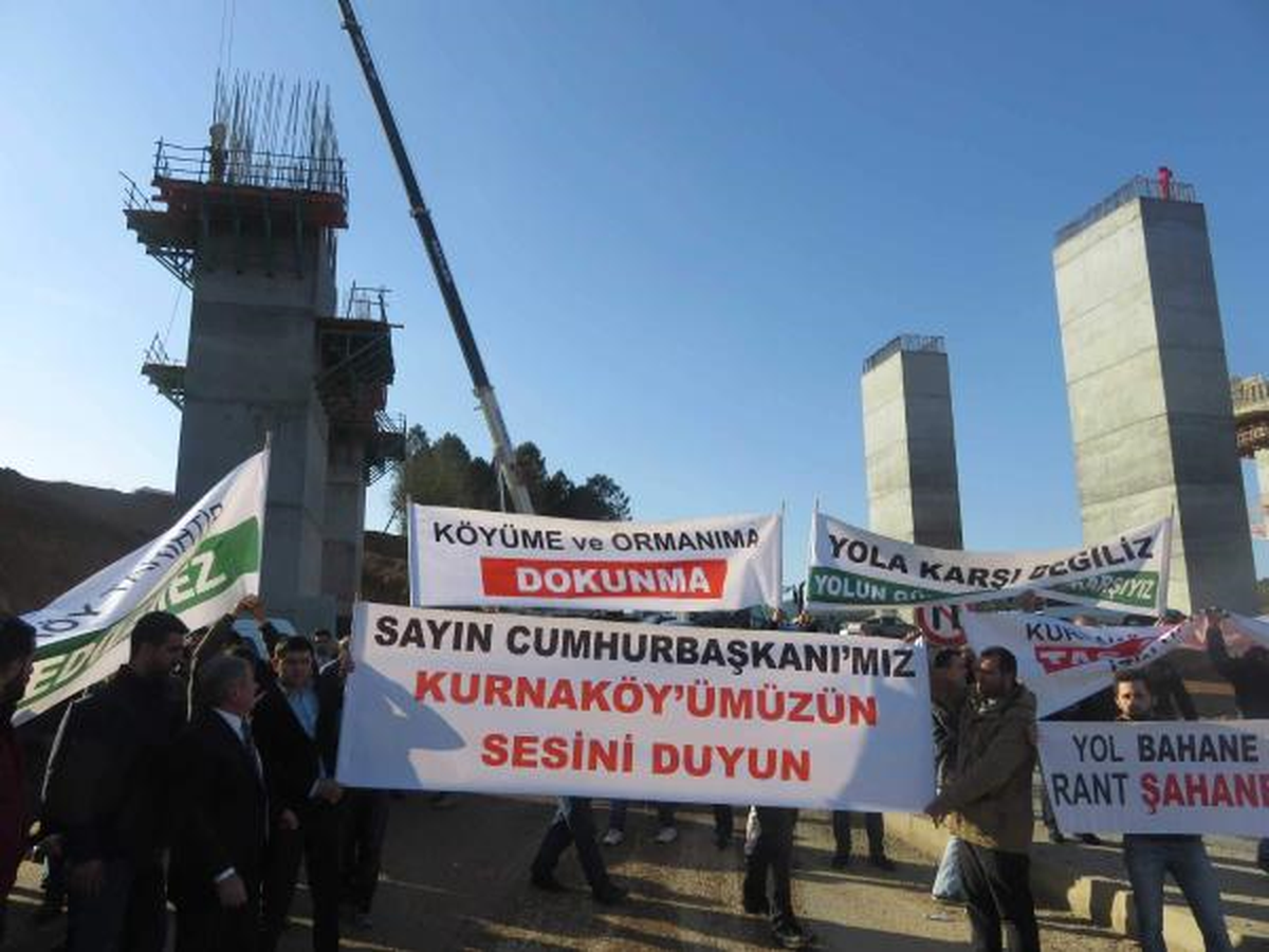 Köylülerden Otoyol Protestosu