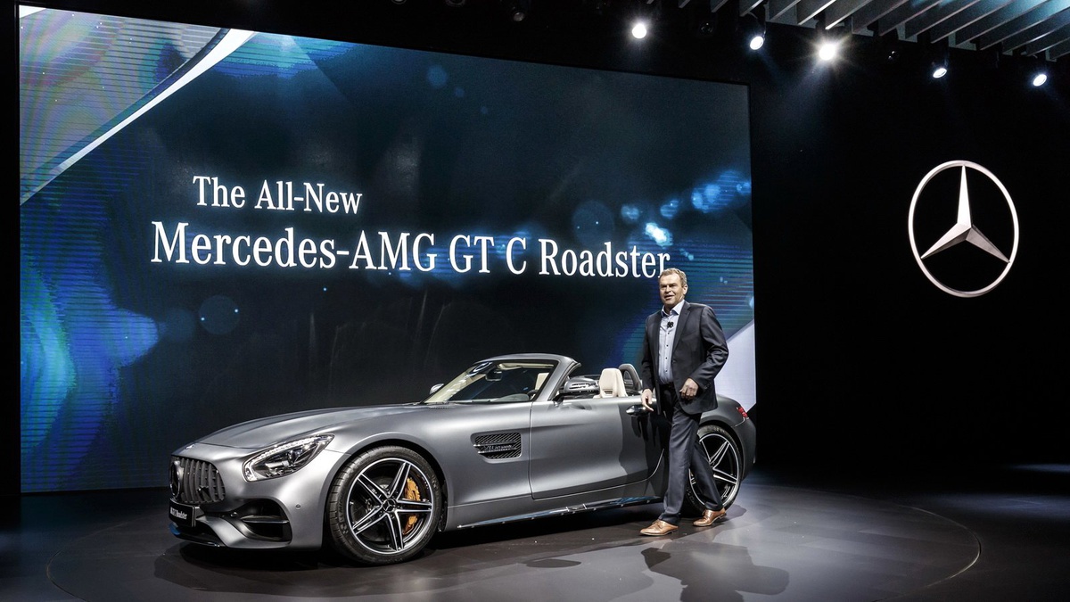 Mercedes-Amg Gt C Roadster Los Angeles\'da Sergilendi