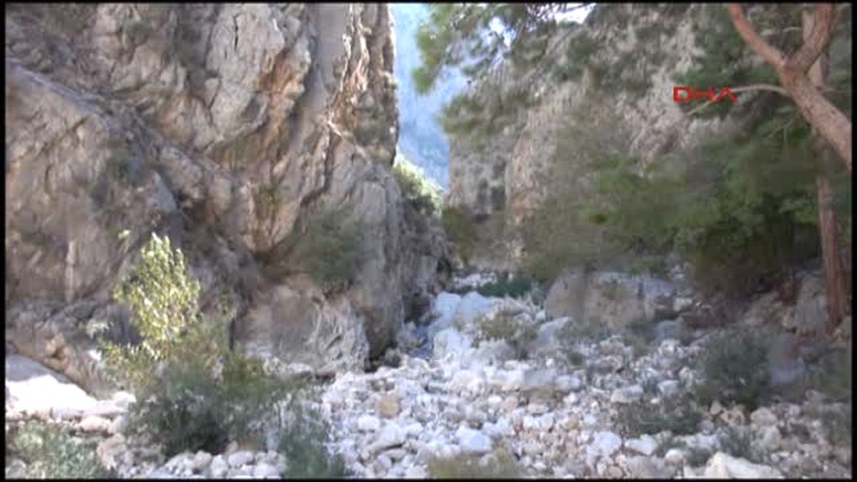 Muğla Karanlıkiçi Kanyonu\'nda Hes Yüzünden Tahribat Iddiası