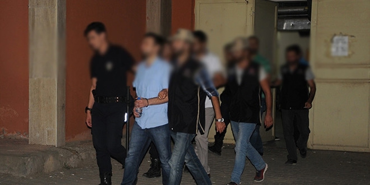 Nevşehir\'de Fetö\'den 3 Kişi Tutuklandı