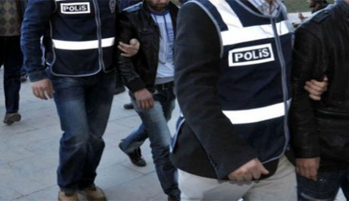 Sakarya\'da Terör Örgütü PKK Propagandasına Tutuklama