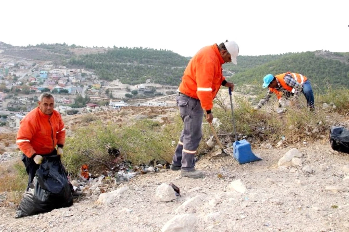 Silifke Kalesi ve Çevresi Temizleniyor