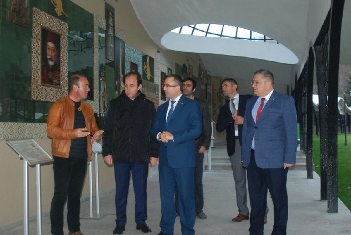 Tarih Şeridi\'ne Ziyaret