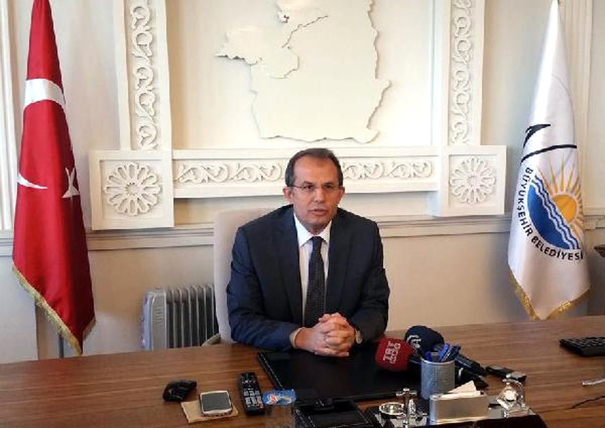 Van Büyükşehir Belediye Başkanı Gözaltına Alındı (4)