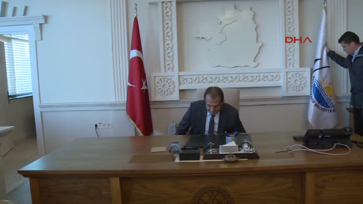 Van Büyükşehir Belediye Başkanı Gözaltına Alındı