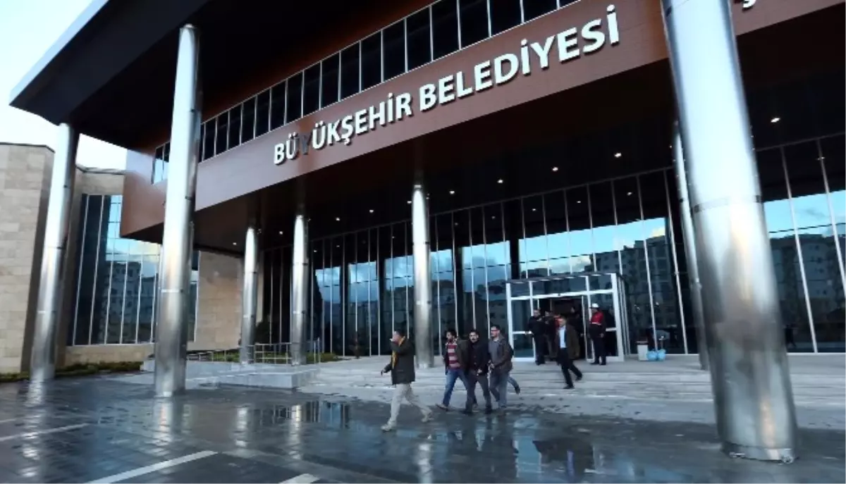 Van Büyükşehir Belediye Başkanı Kaya Gözaltına Alındı