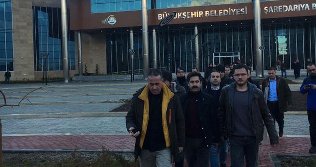 Van Büyükşehir Belediyesi\'ne Operasyon! Belediye Başkanı Gözaltında