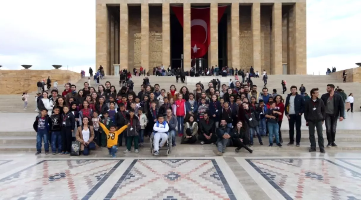 Yenimahalleli Çocuklar Anıtkabir\'de