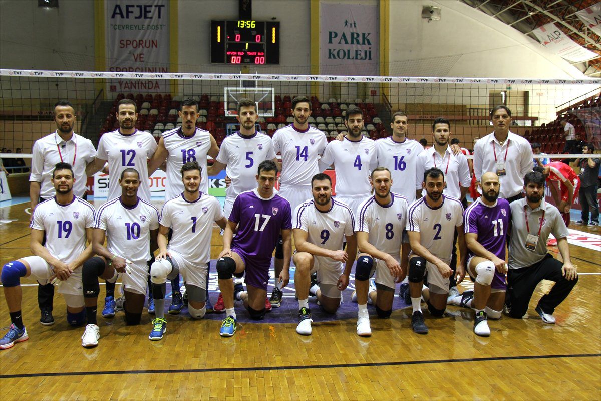 Türkiye'de Forma Giyen Milli Voleybolcu Pinerua, Hayatını Kaybetti