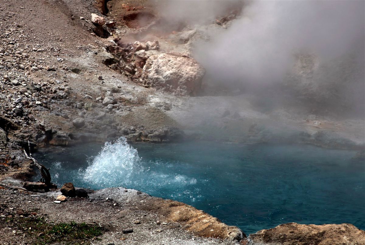 Asit Kaynağına Düşen Talihsiz Adam, Bir Gün İçerisinde Yok Oldu