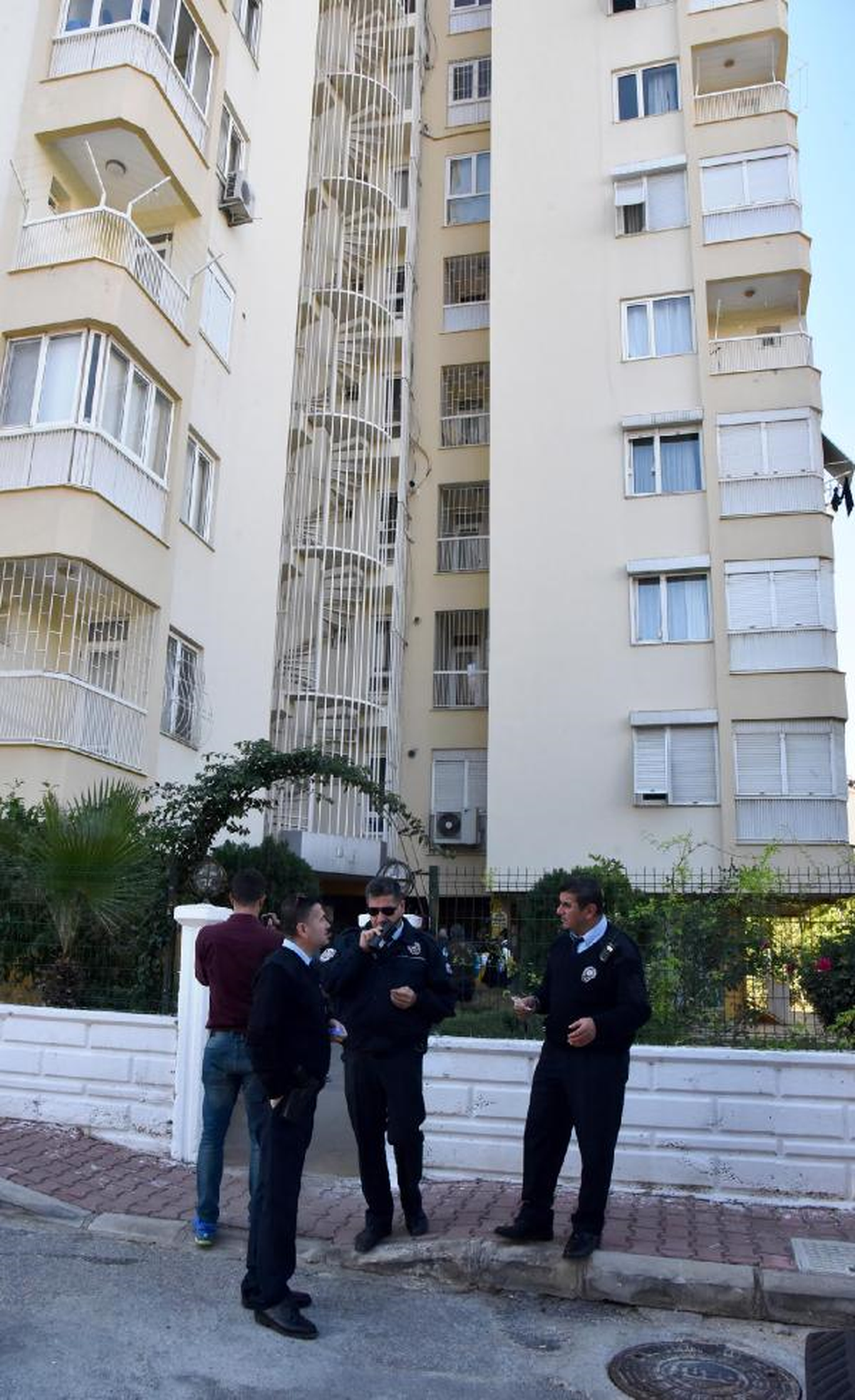 Av Tüfeğiyle İntihar Etti