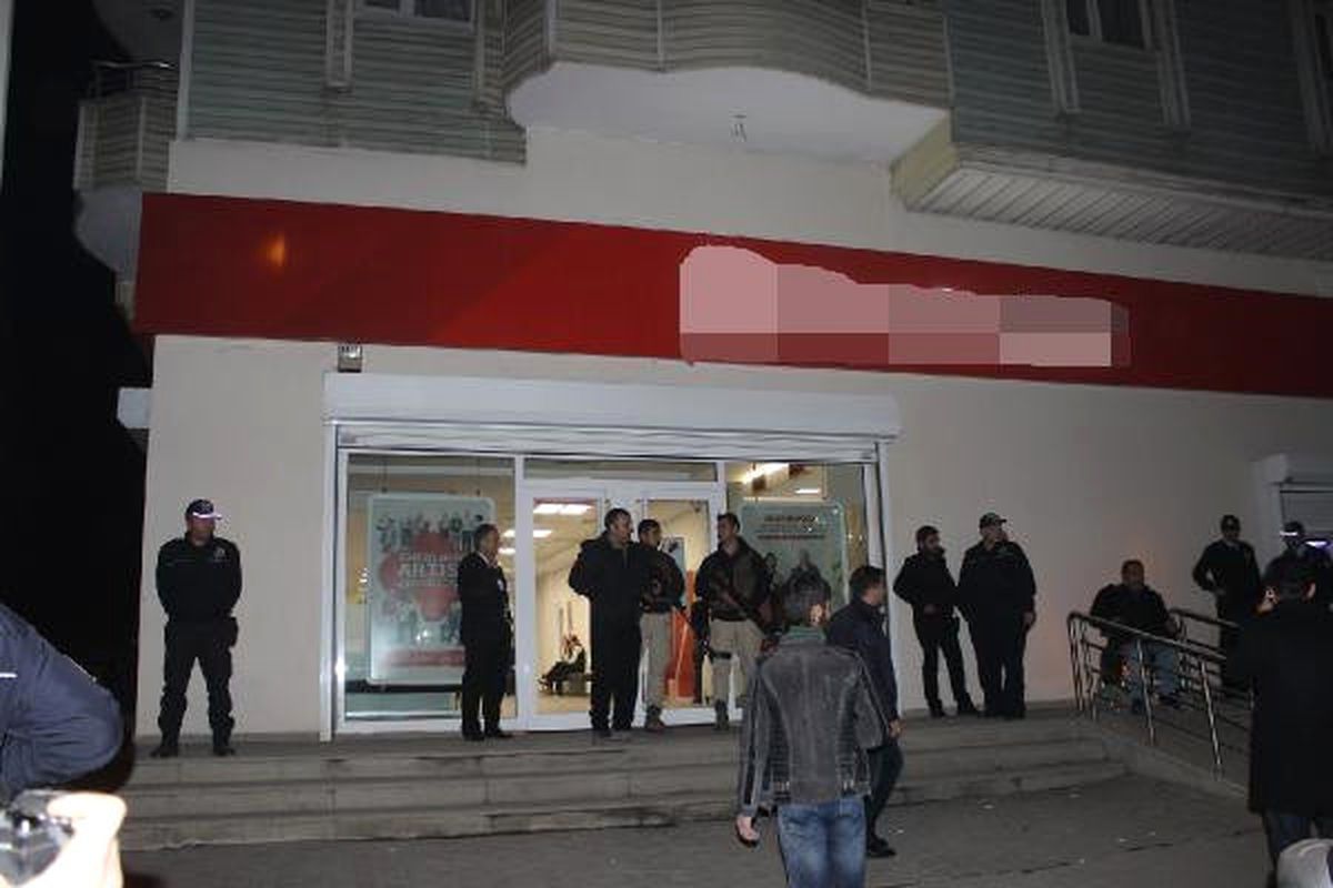 Banka Soyguncusu Malazgirt\'te Yakalandı