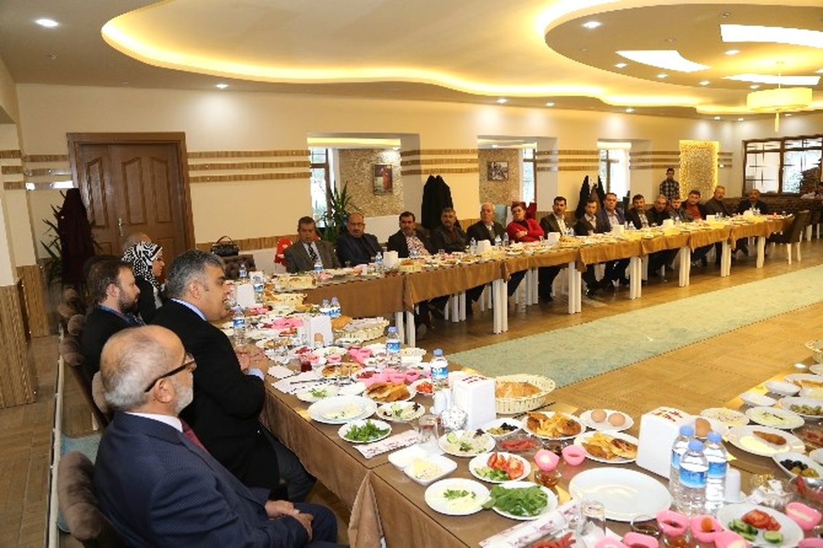 Başkan Mahalle Temsilcileri ile Bir Araya Geldi
