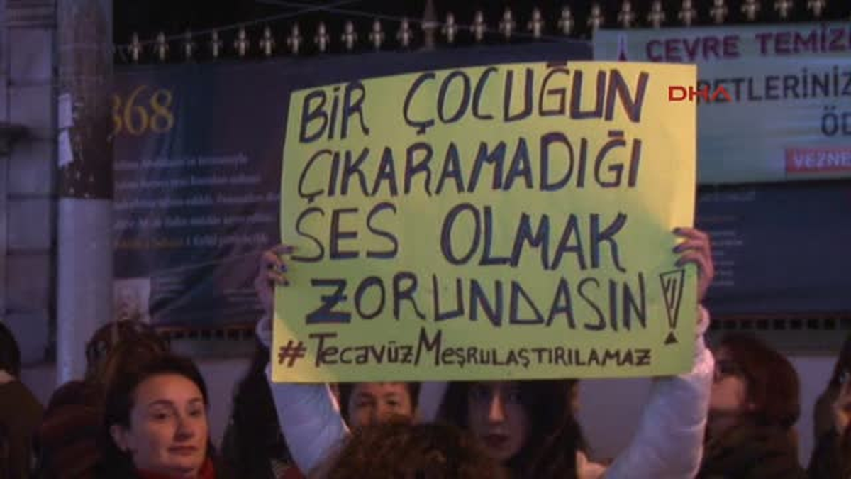 Beyoğlu\'nda Cinsel Istismar Düzenlemesi Eylemi