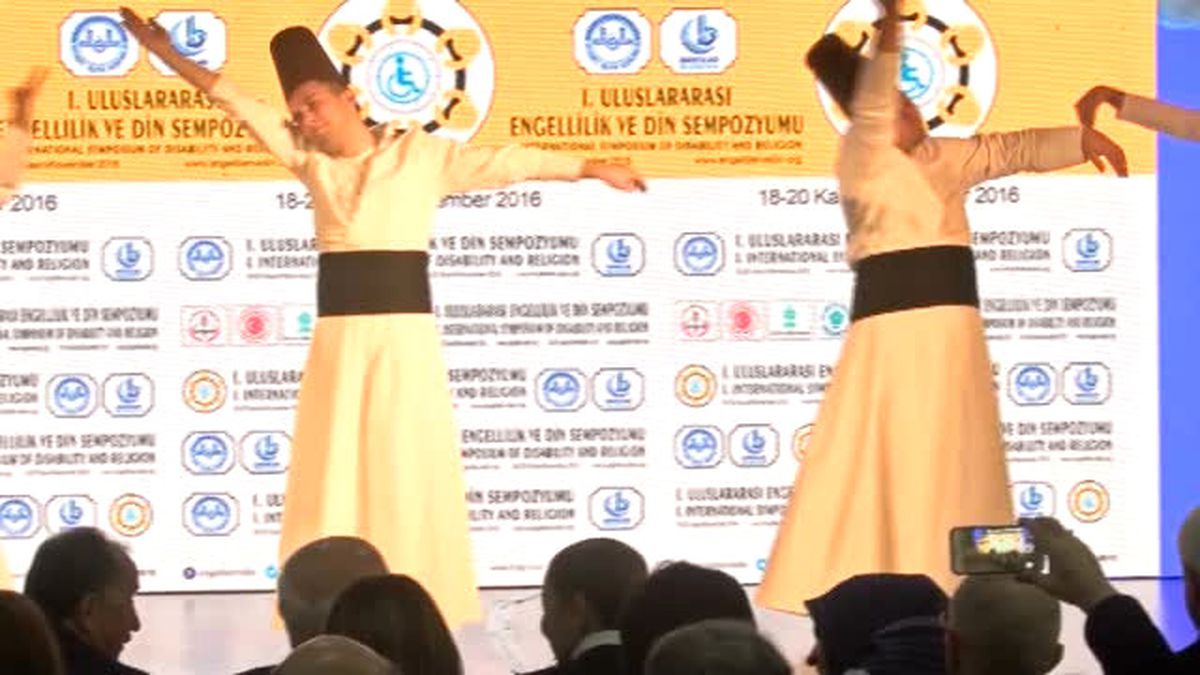 Birinci Uluslararası Engellilik ve Din Sempozyumu?nda Milletvekilini Ağlatan Şiir