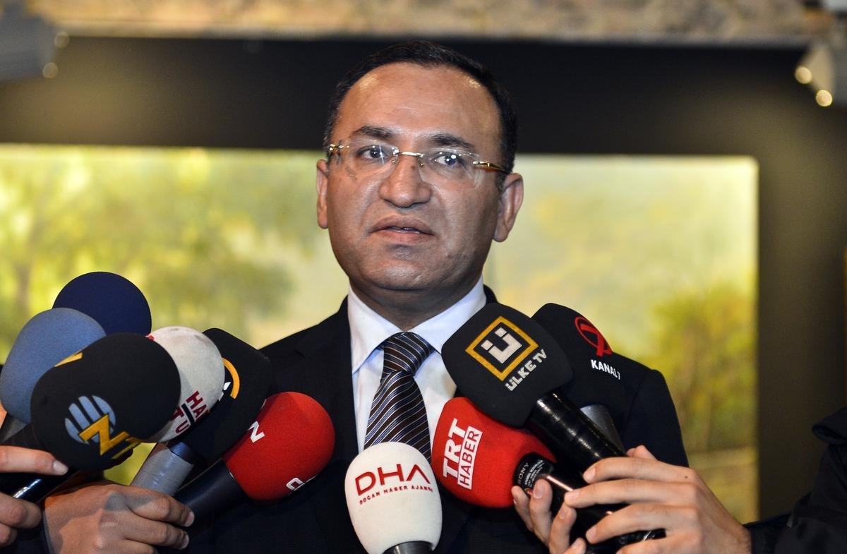 Bozdağ\'dan Tartışılan Düzenlemeyle İlgili Açıklama: Tecavüzcüleri Kesinlikle Kapsamamaktadır (3)