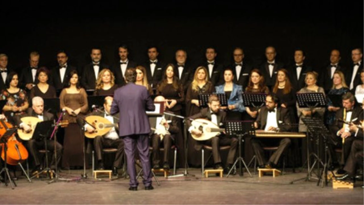 Bursa\'da Klasik Türk Müziği Konseri