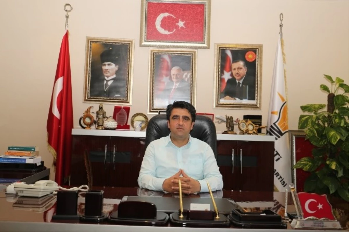Ercik\'ten AK Parti Yeni İlçe Başkanlarına Kutlama