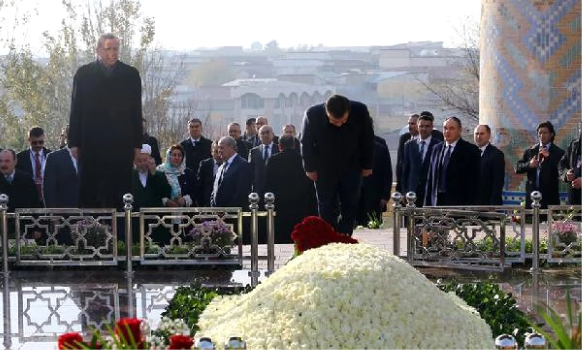 Erdoğan, Özbekistan\'ın Birinci Cumhurbaşkanı Kerimov\'un Kabrini Ziyaret Etti
