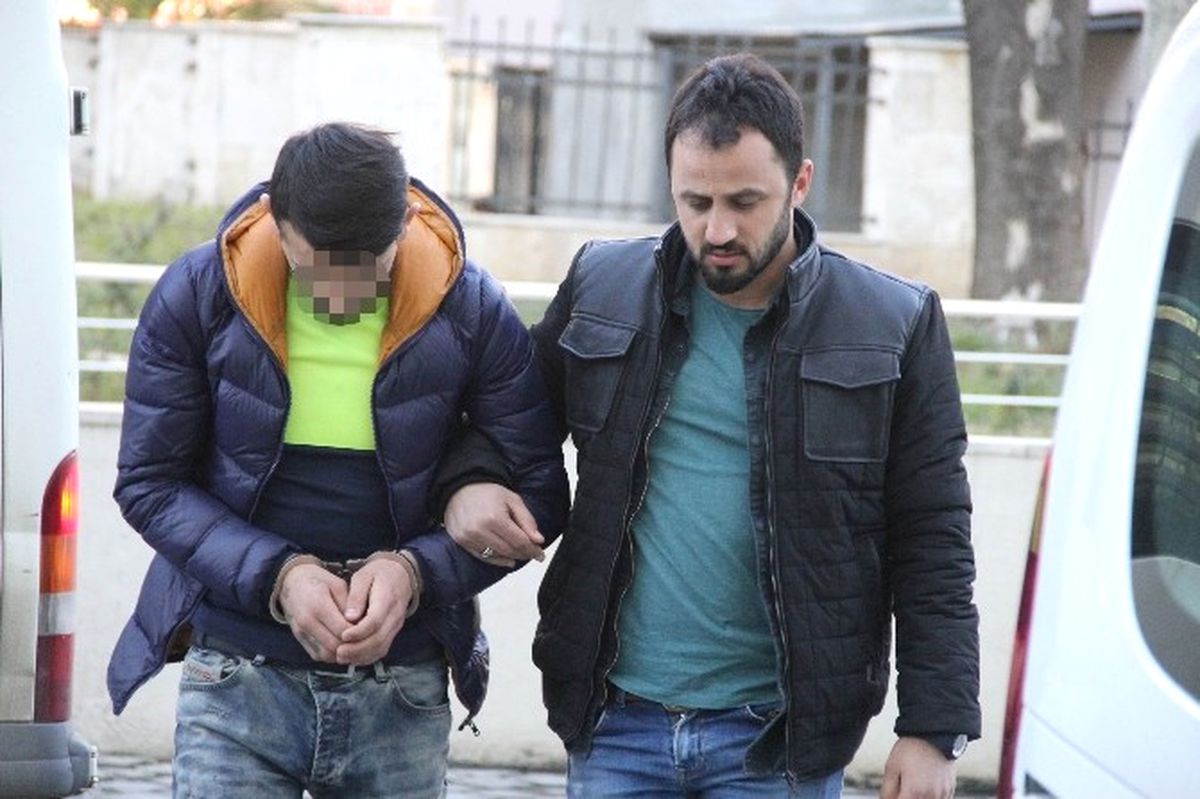 Evinde Bonzai Ele Geçen Genç Tutuklandı