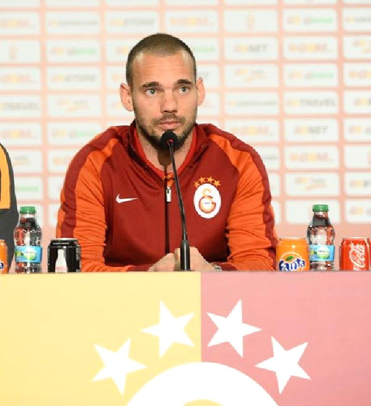 Galatasaraylı Sneijder: "Kendimize Güvenimiz Sonsuz"