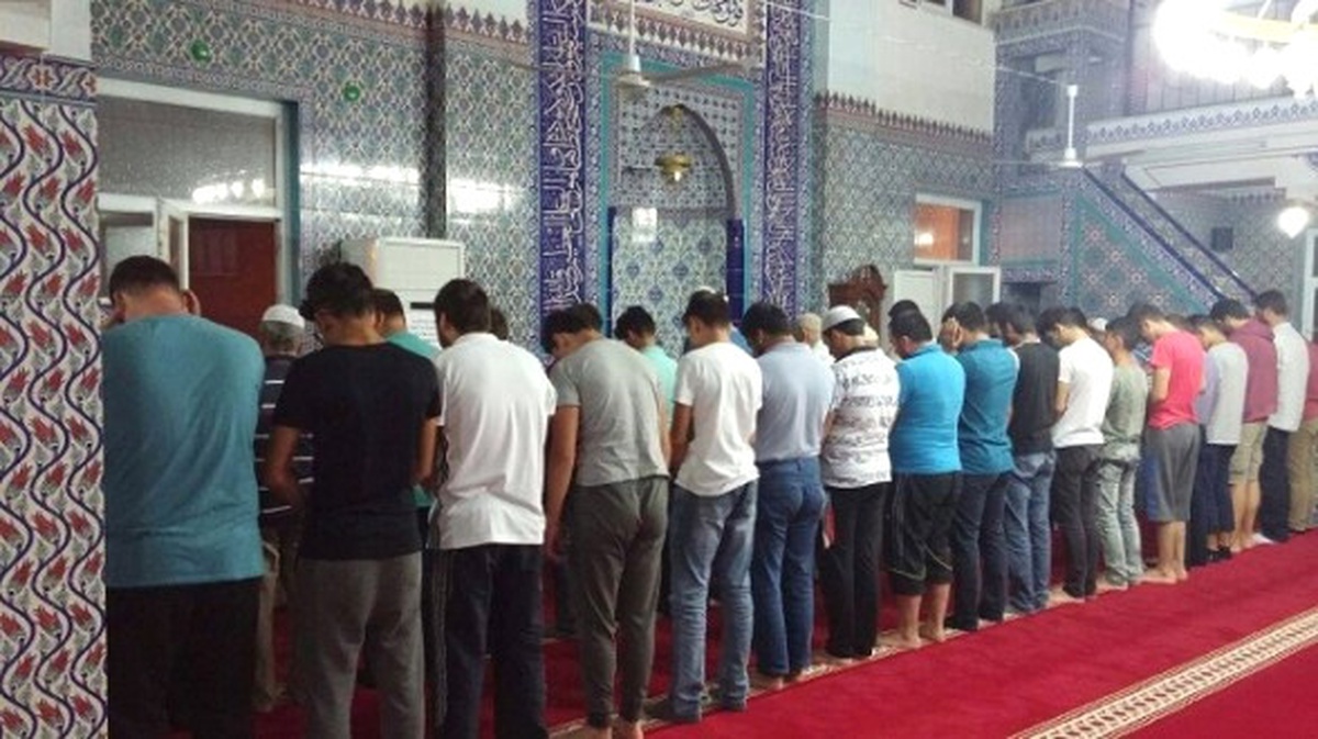 Gençler Sabah Namazında Buluştu