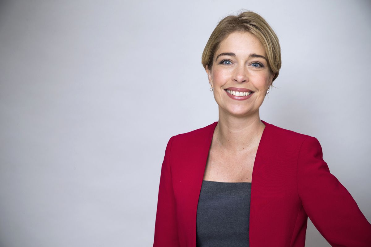 İsveçli Bakana 'Fahişe' Diyen Sağcı Politikacı Görevlerinden Alındı