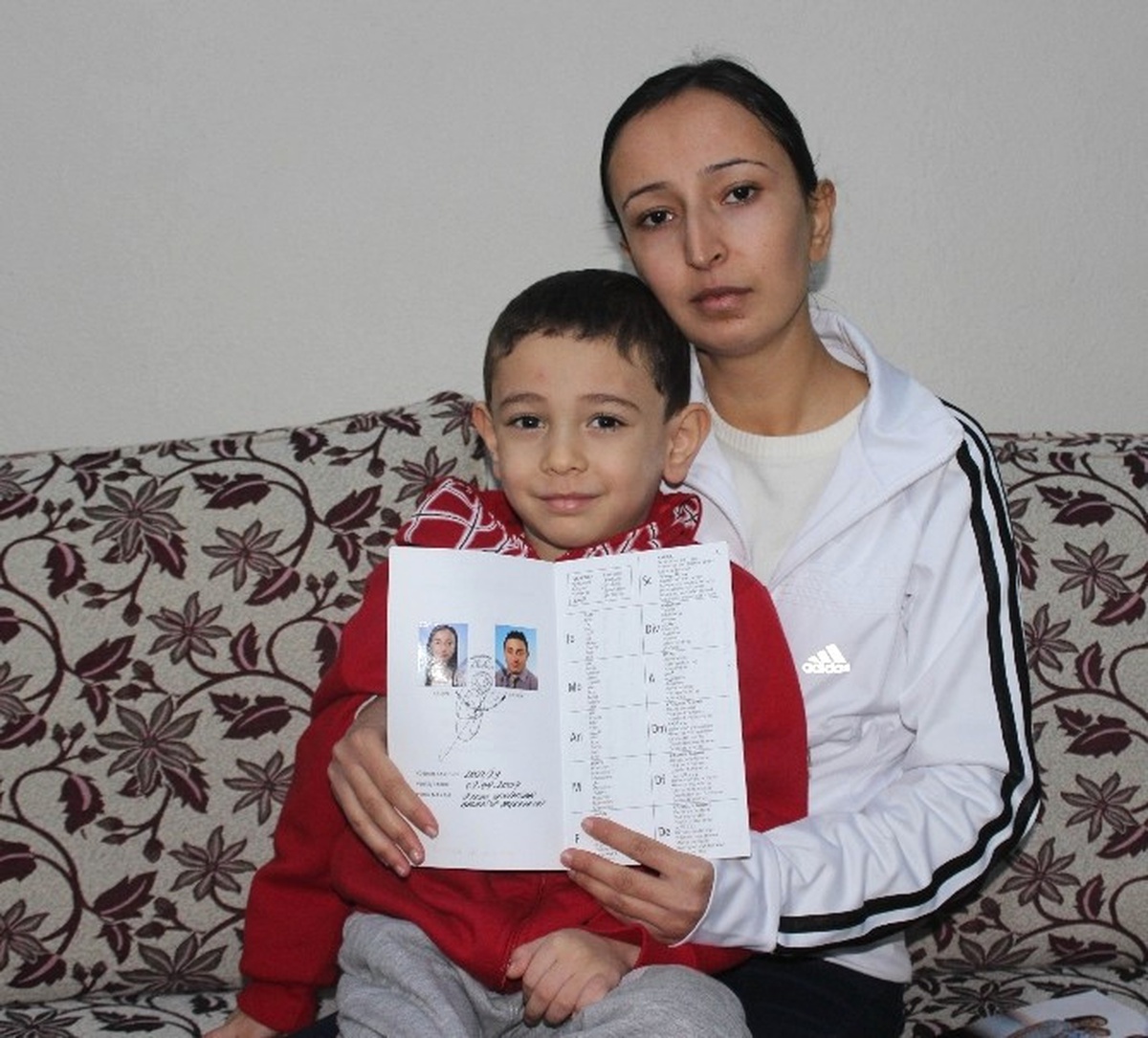 Küçük Gelinler ve Çocukları Cezaevindeki Babalarına Kavuşacağı Anı Bekliyor