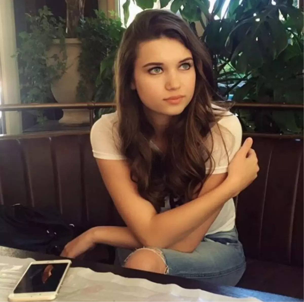 Özcan Deniz\'den Afra Saraçoğlu ile Aşk Yaşadığı İddiasına Sert Cevap